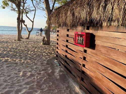 Latest company news about Innovative Coastal Safety Solution: Emergency Help Phone & Lifesaving Buoy